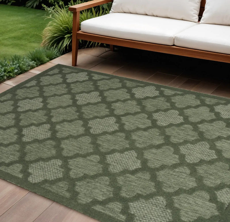 6' X 9' Dark Green And Light Green Trellis Indoor Outdoor Area Rug Homeroots Outdoor