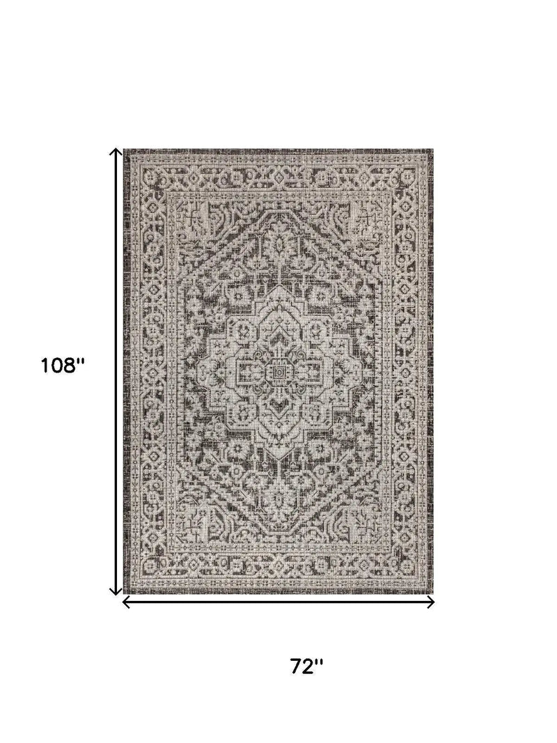 6' X 9' Gray And Black Medallion Indoor Outdoor Area Rug Homeroots Outdoor