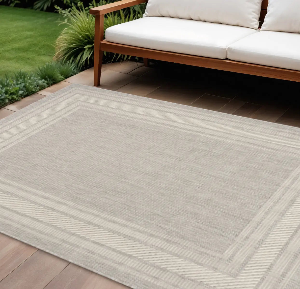 6' X 9' Gray Geometric Indoor Outdoor Area Rug Homeroots Outdoor