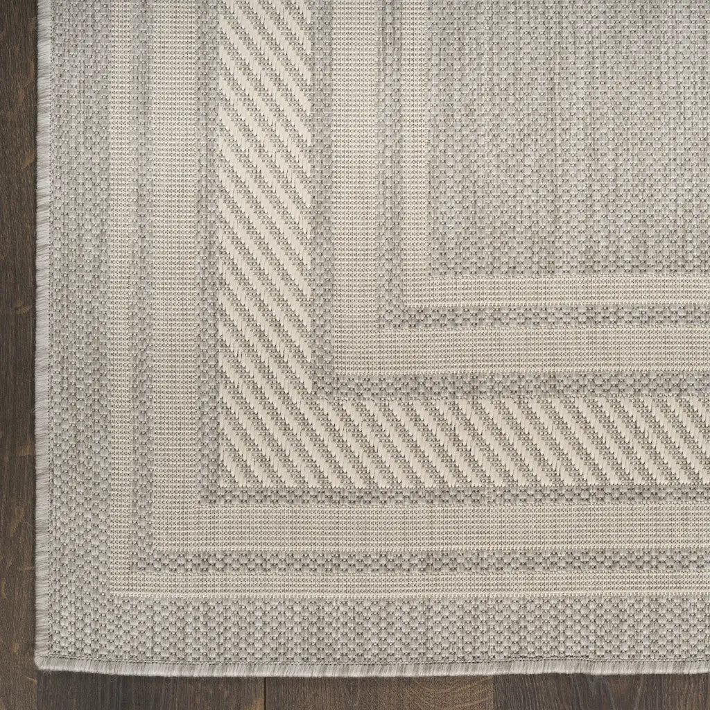 6' X 9' Gray Geometric Indoor Outdoor Area Rug Homeroots Outdoor