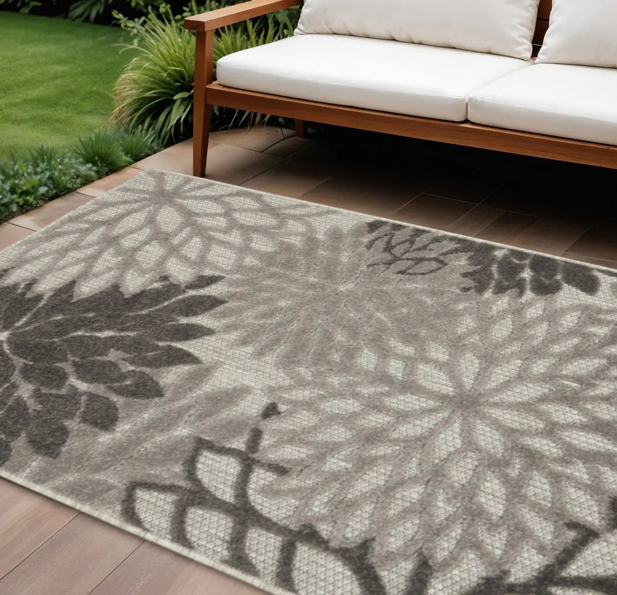 6' X 9' Gray Indoor Outdoor Area Rug - GreatEagleInc