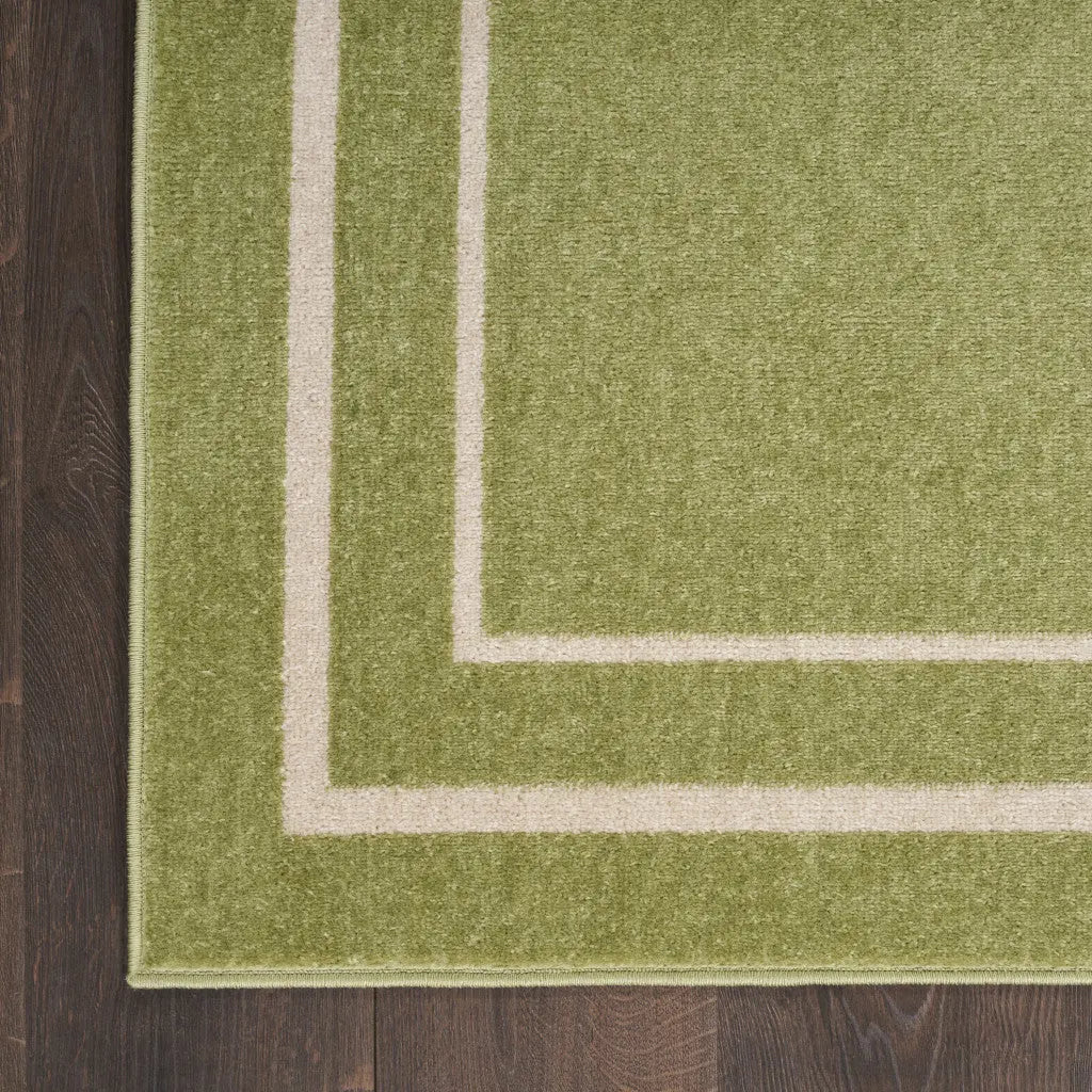 6' X 9' Green And Ivory Indoor Outdoor Area Rug Homeroots Outdoor
