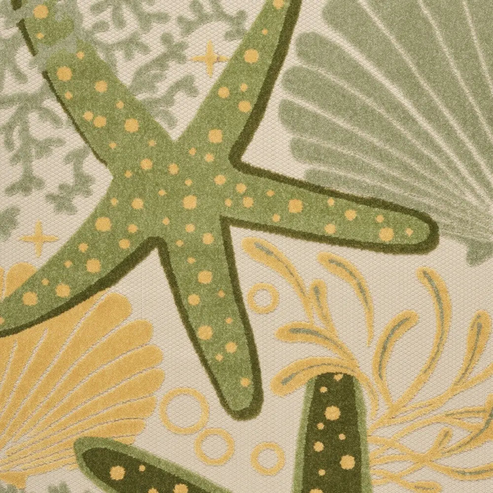 6' X 9' Green And Yellow Starfish Indoor Outdoor Area Rug Homeroots Outdoor