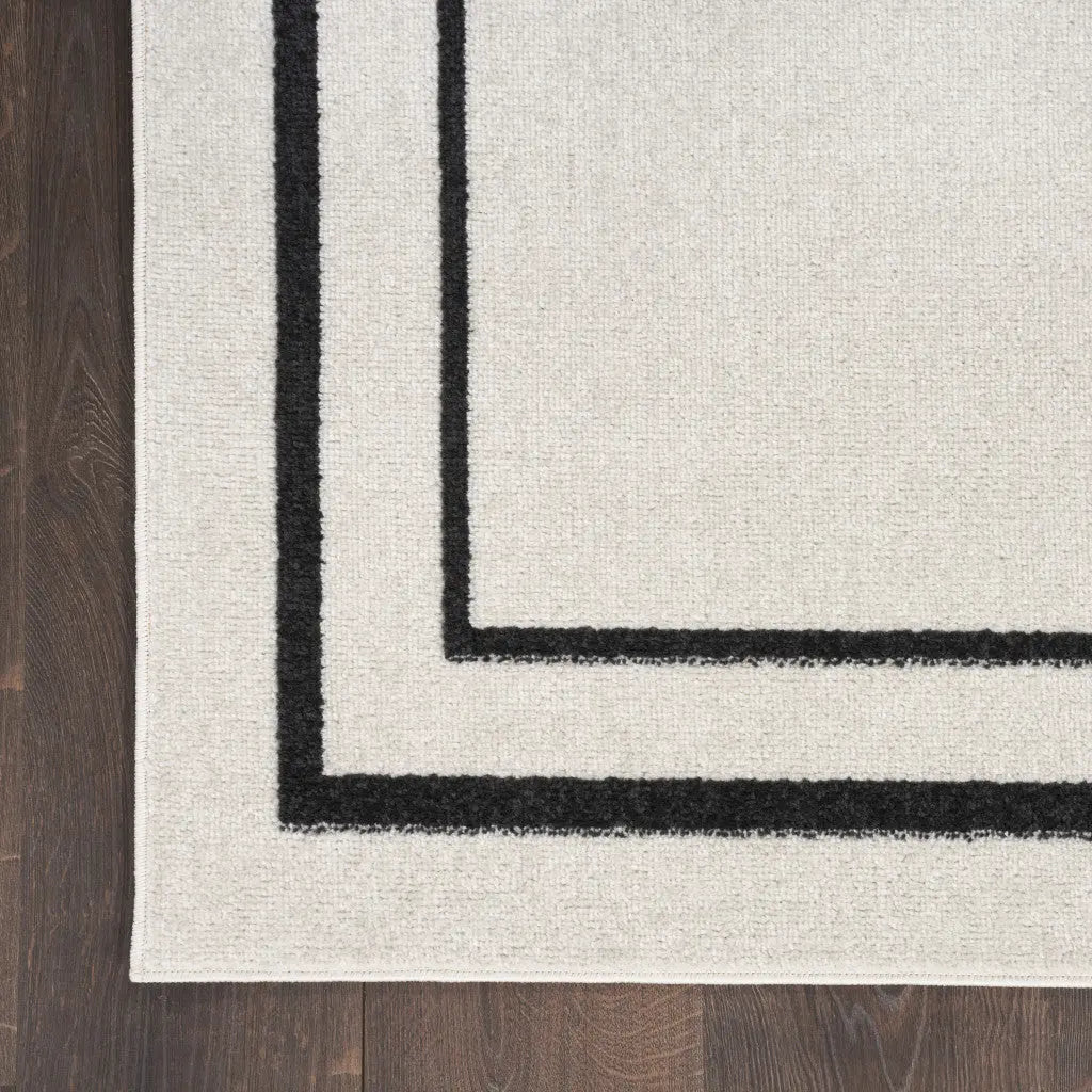 6' X 9' Ivory And Black Indoor Outdoor Area Rug Homeroots Outdoor