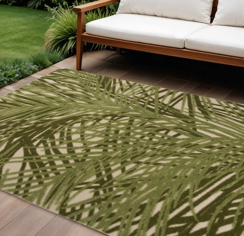 6' X 9' Ivory And Green Palm Leaf Indoor Outdoor Area Rug Homeroots Outdoor