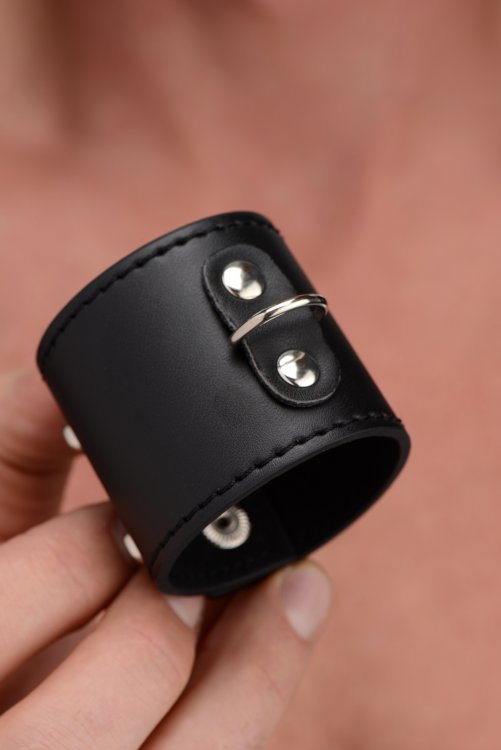 Strict Ball Stretcher W D-ring - GreatEagleInc