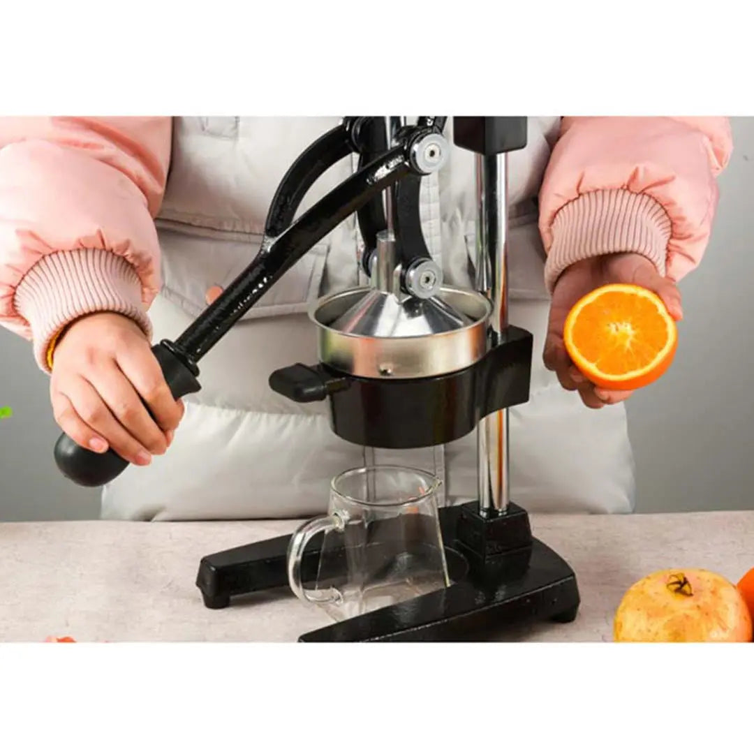 7" Black And Silver Stainless Steel Manual Juicer Homeroots Kitchen & Dining