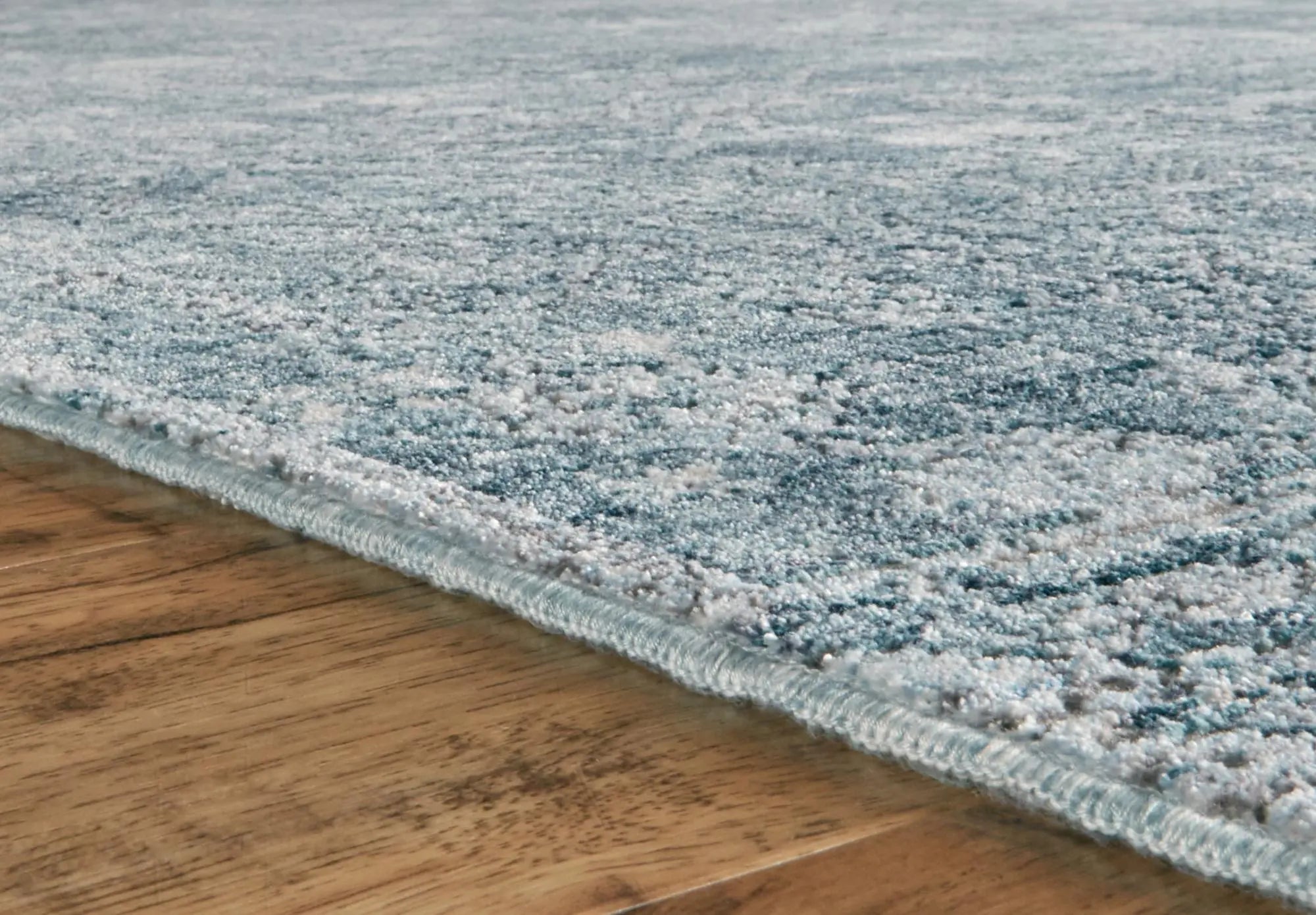 7' Blue Gray And Silver Abstract Area Rug With Fringe Homeroots Home Decor