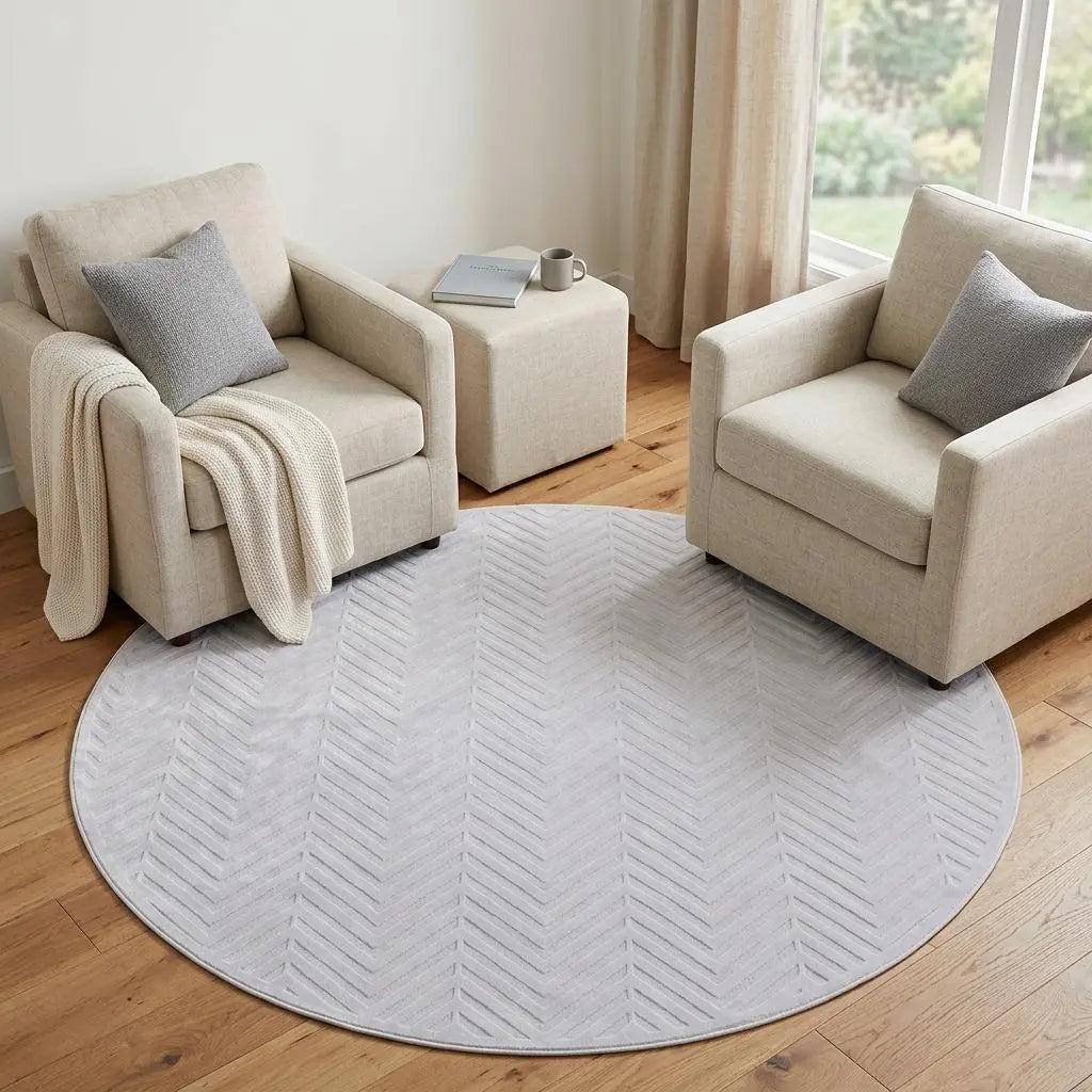7' White And Gray Geometric Round Rug Homeroots Home Decor