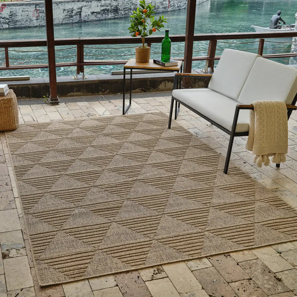 7' X 10' Beige and Brown Geometric Distressed Indoor Outdoor Area Rug - GreatEagleInc
