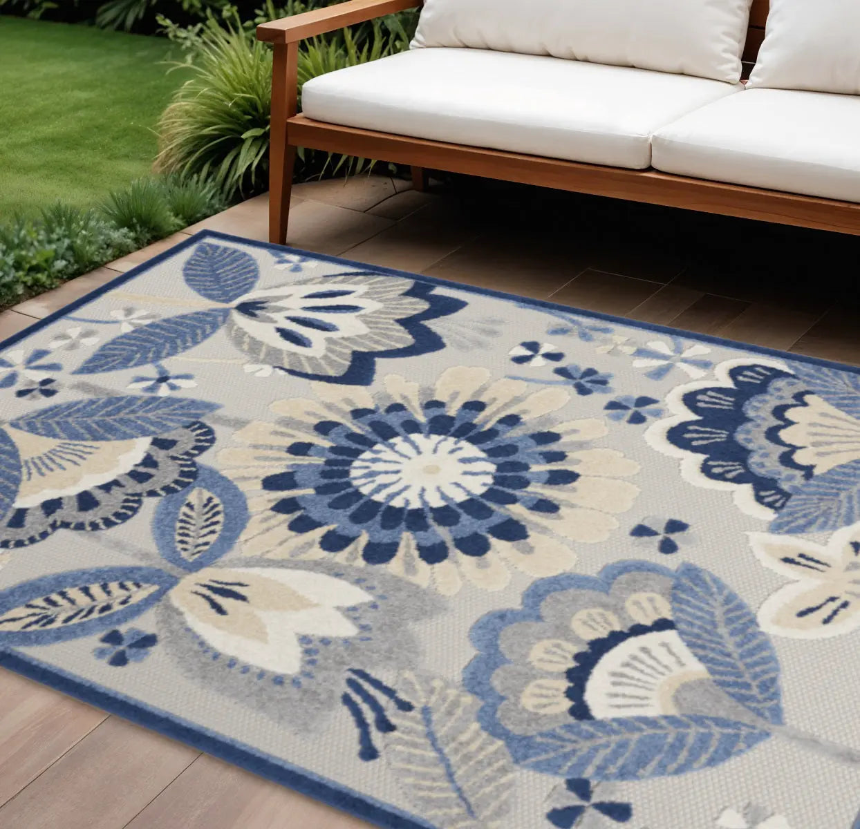 7' X 10' Blue And Gray Floral Indoor Outdoor Area Rug Homeroots Outdoor