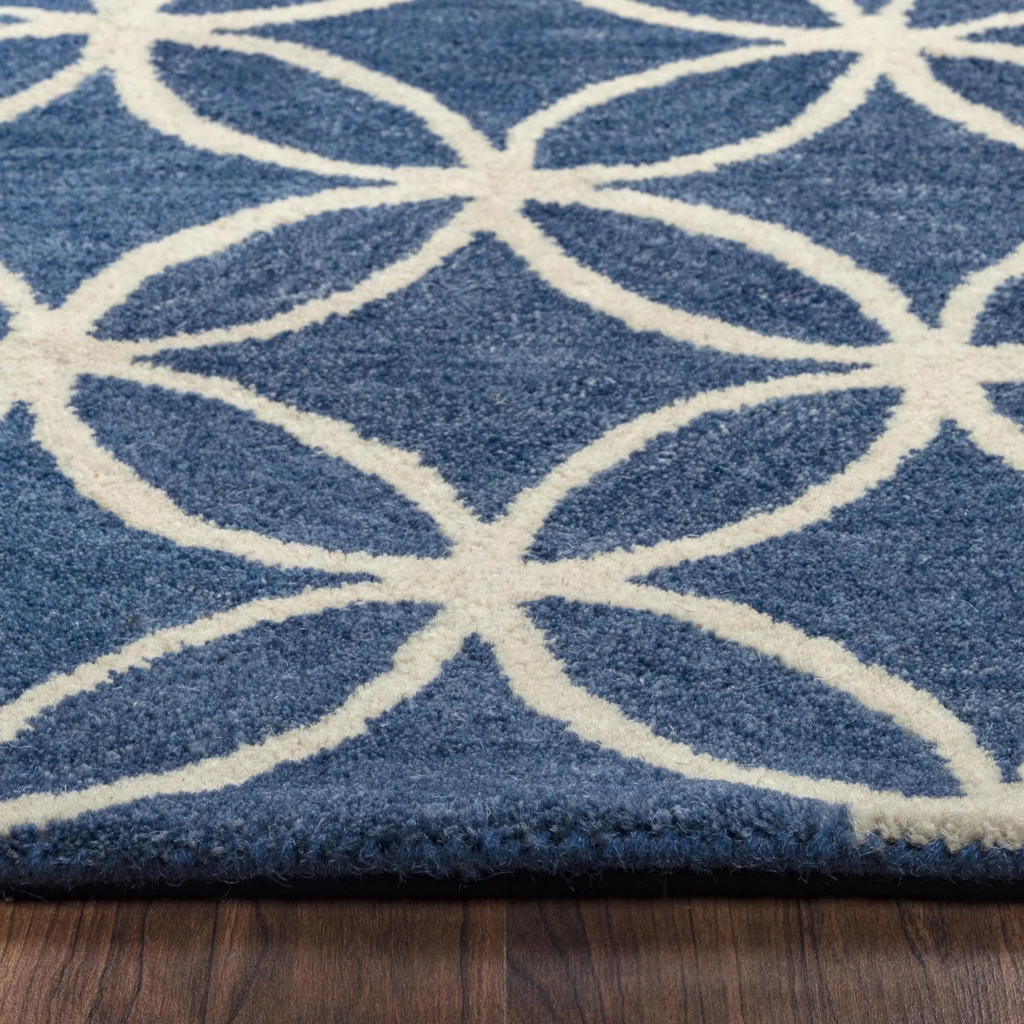 7' X 10' Blue And Ivory Wool Geometric Hand Tufted Area Rug Homeroots Home Decor
