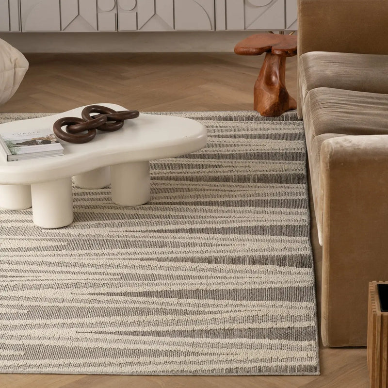 7' X 10' Gray And Beige Abstract Area Rug Homeroots Home Decor