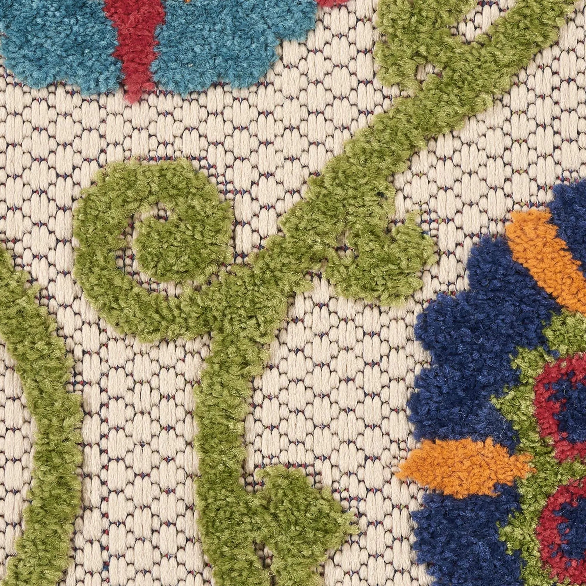 7' X 10' Ivory And Blue Indoor Outdoor Area Rug - GreatEagleInc