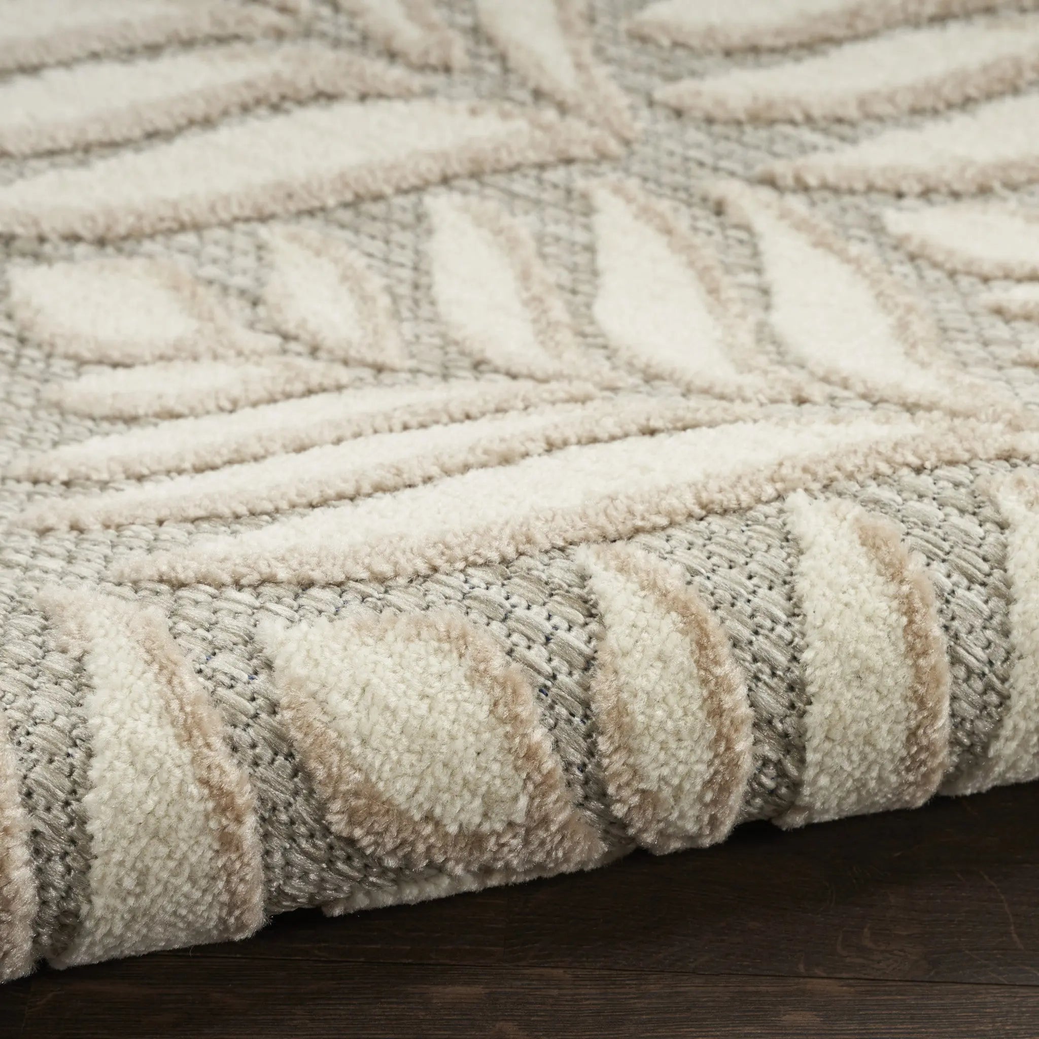 7' X 10' Ivory And Grey Floral Stain Resistant Non Skid Area Rug Homeroots Outdoor