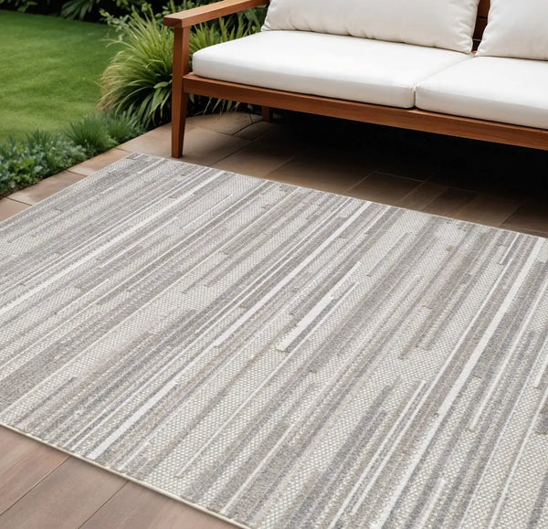 7' X 9' Gray Abstract Stain Resistant Indoor Outdoor Area Rug Homeroots Outdoor