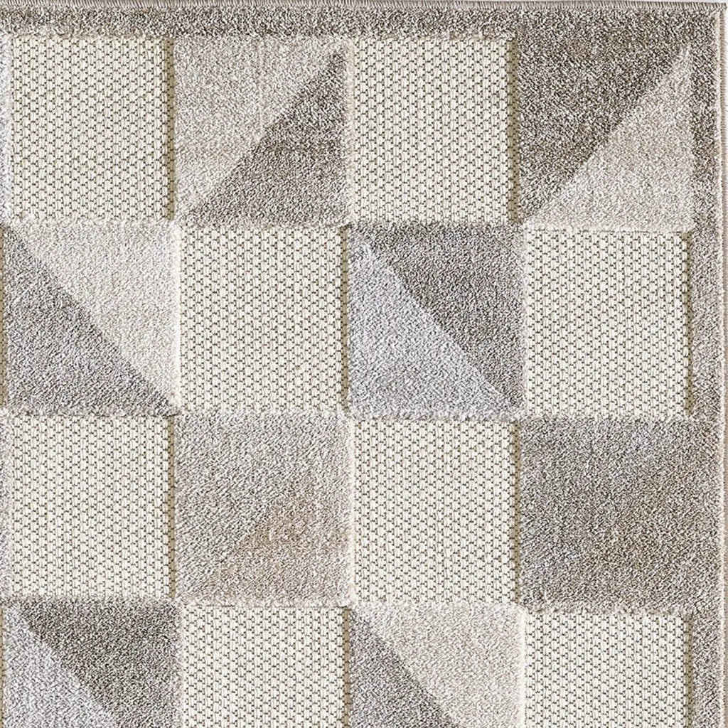 7' X 9' Gray Geometric Stain Resistant Indoor Outdoor Area Rug Homeroots Outdoor