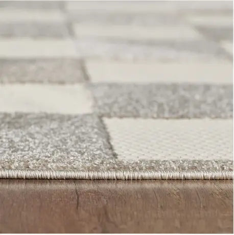 7' X 9' Gray Geometric Stain Resistant Indoor Outdoor Area Rug Homeroots Outdoor