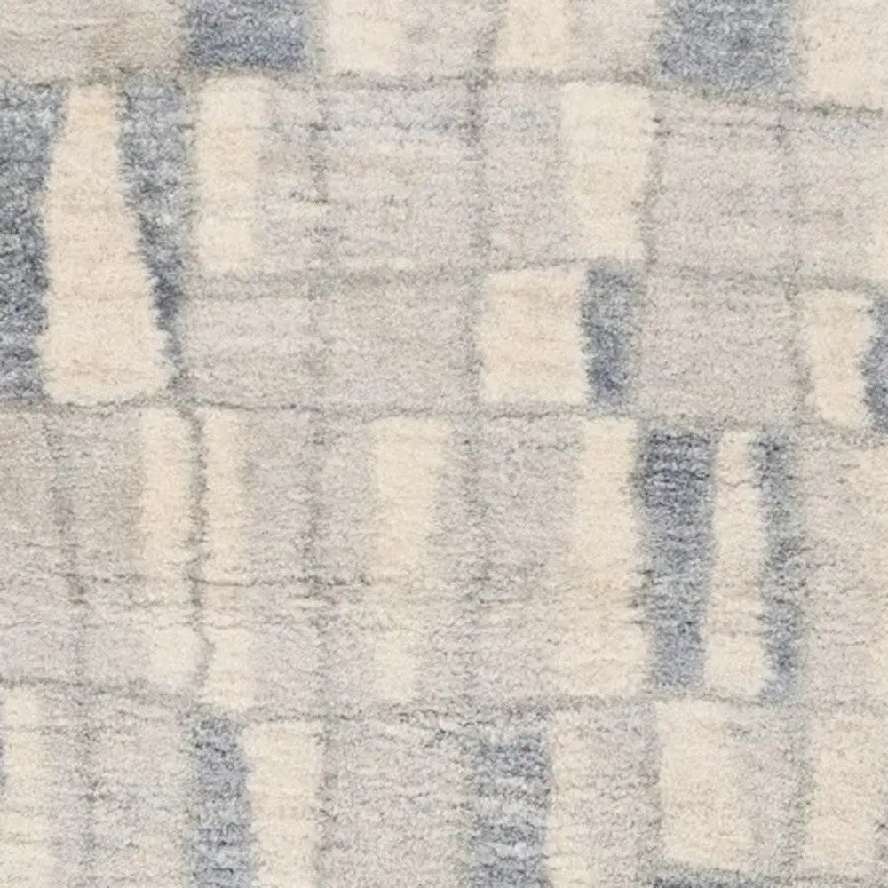 7' X 9' Ivory and Blue Area Rug Homeroots Home Decor