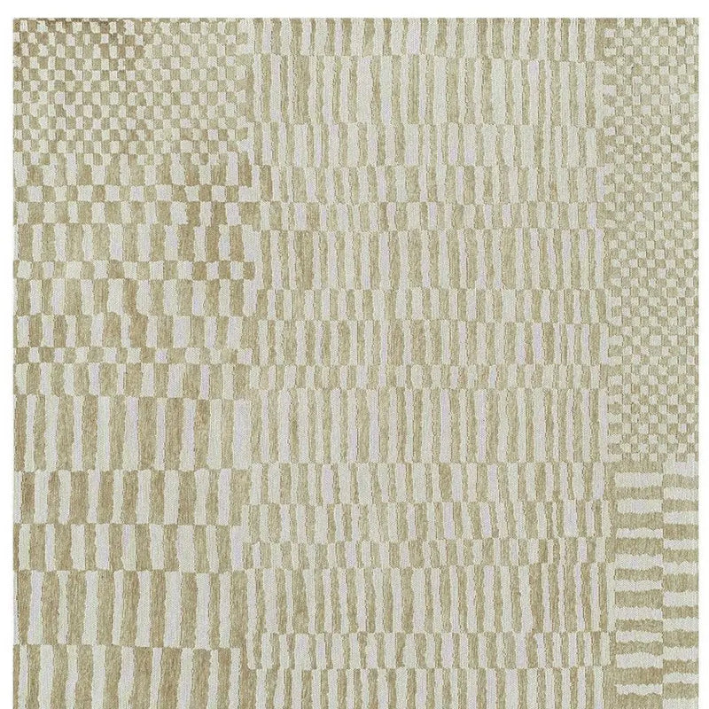 7' X 9' Tan And White Abstract Washable Area Rug With UV Protection Homeroots Home Decor