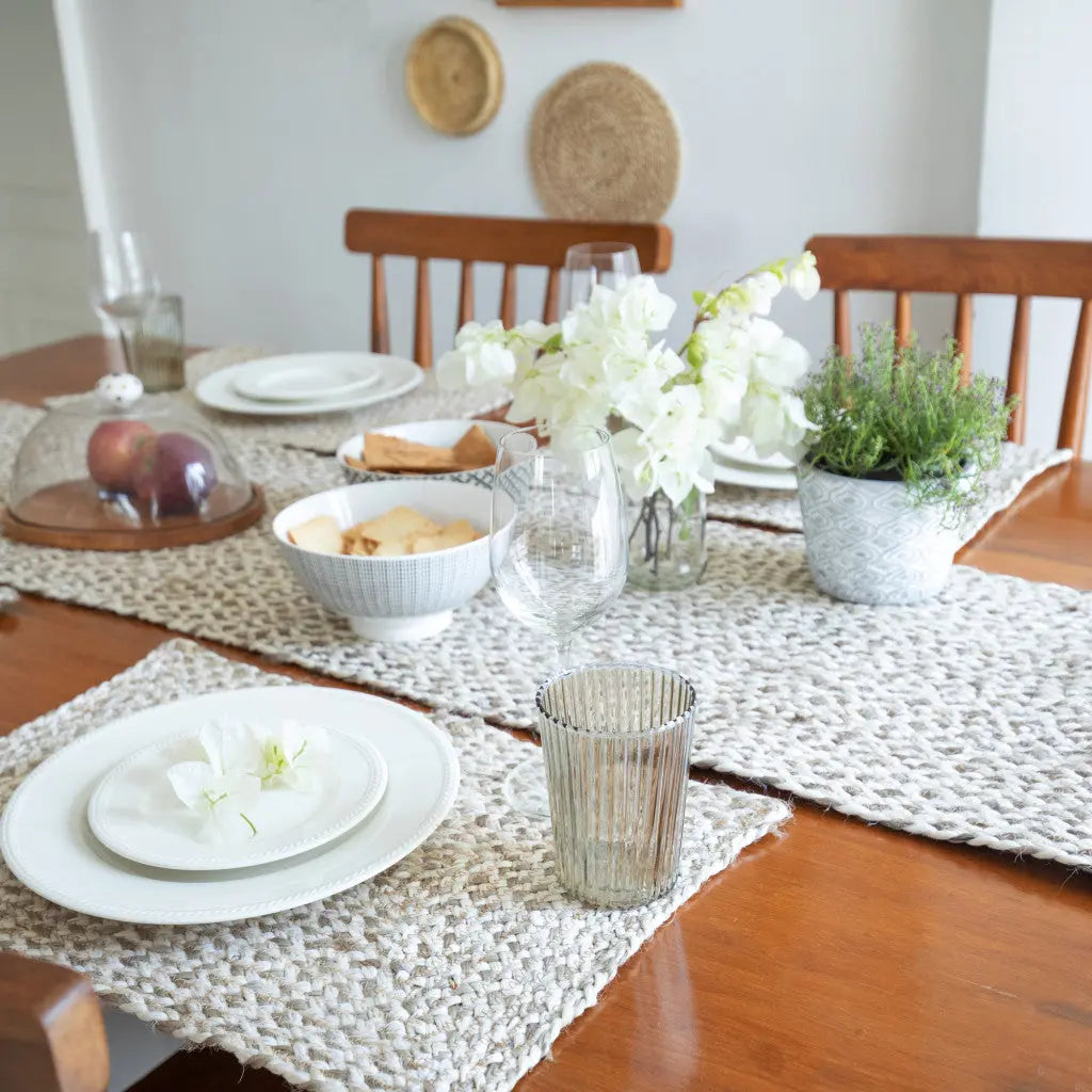 80" Brown Ivory And Natural Braided Jute Table Runner Homeroots Kitchen & Dining
