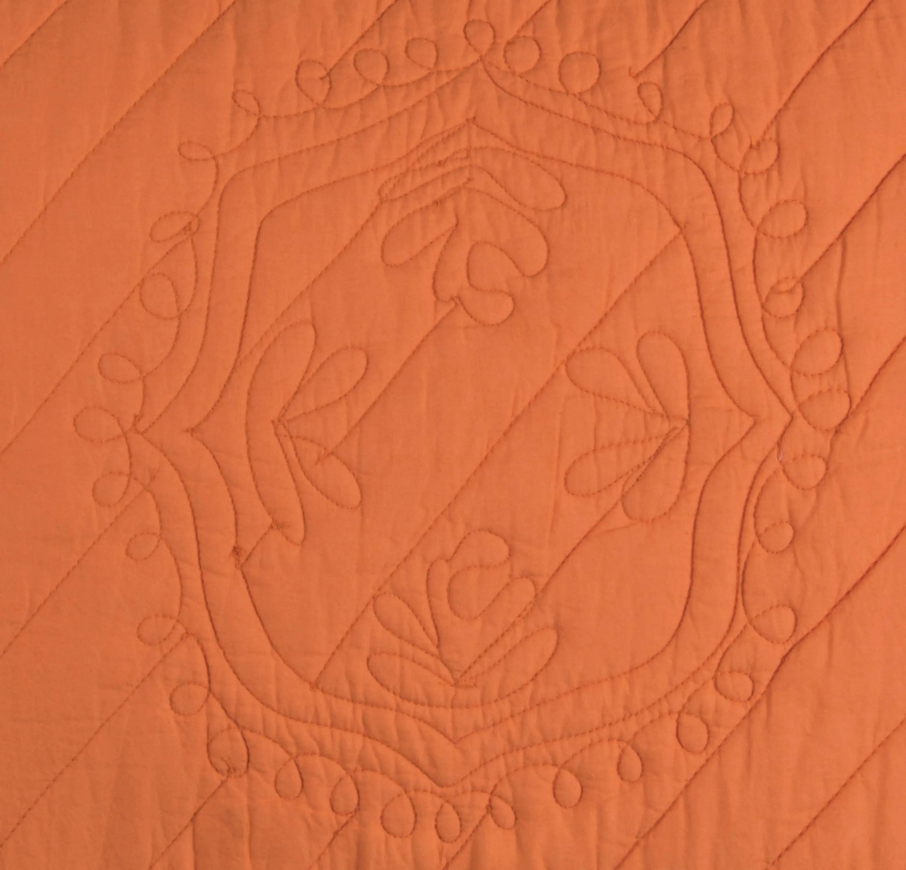 86" X 70" Orange Floral Cotton Quilt Homeroots Bed & Bath