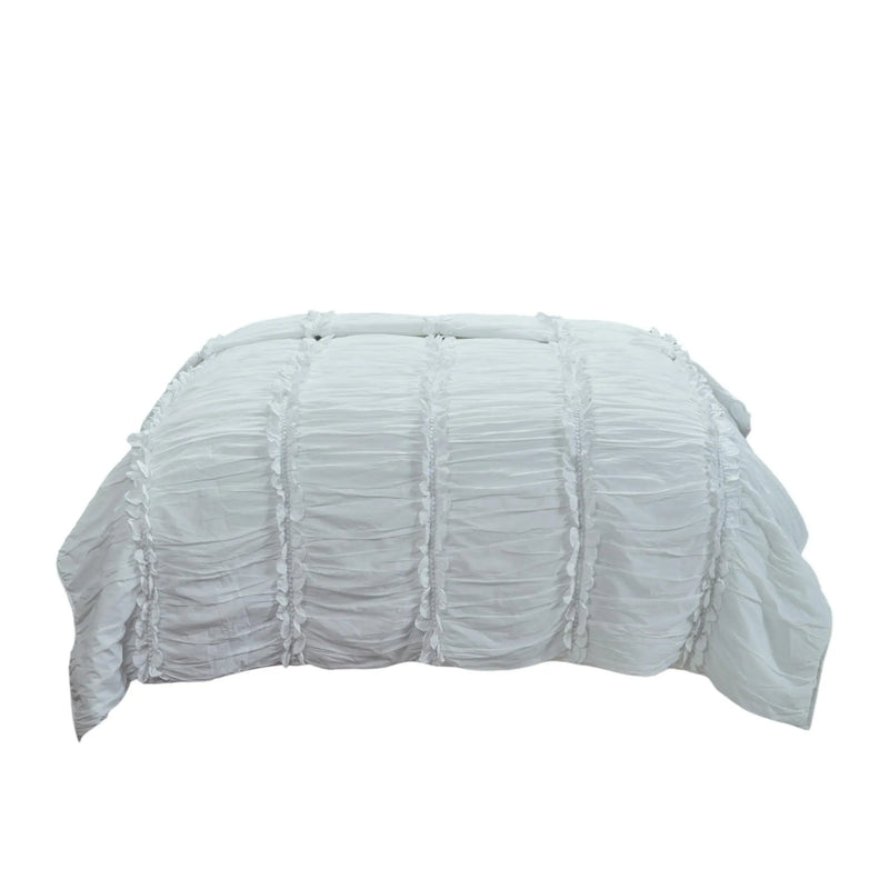 86" X 70" White Striped Cotton Quilt Homeroots Bed & Bath