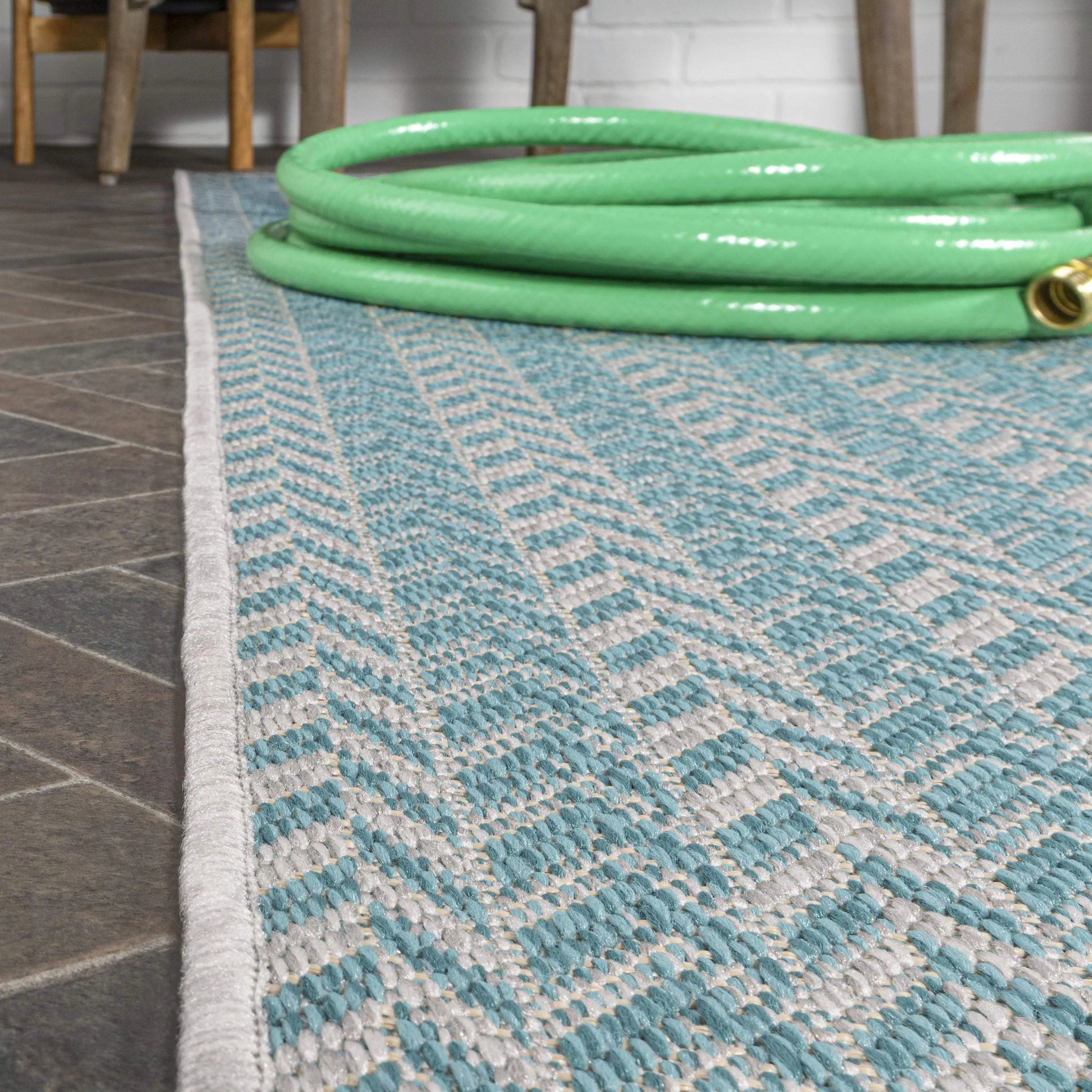 8' Aqua And Light Gray Striped Indoor Outdoor Runner Rug - GreatEagleInc