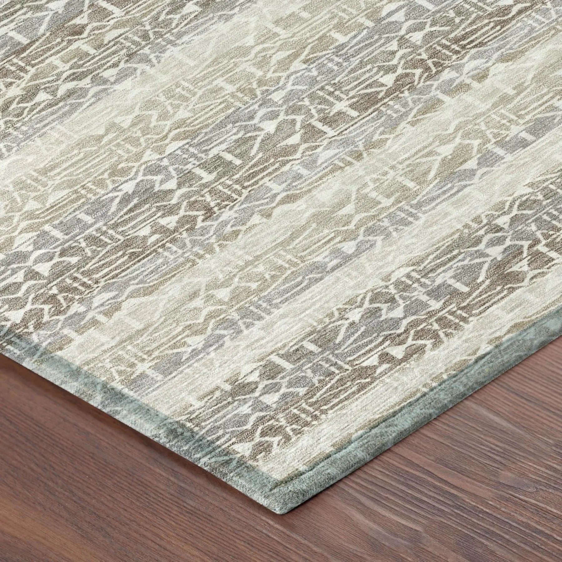 8' Beige And Brown Round Striped Washable Indoor Outdoor Area Rug Homeroots Outdoor