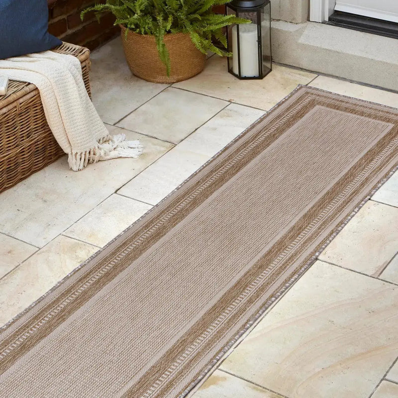 8' Beige And Cream Indoor Outdoor Runner Rug Homeroots Outdoor