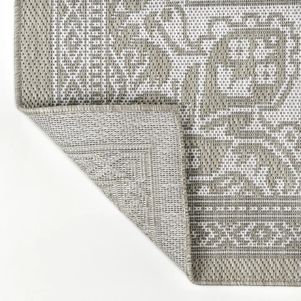 8' Beige And Cream Medallion Indoor Outdoor Runner Rug Homeroots Outdoor