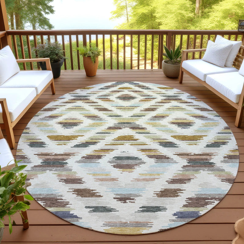 8' Beige And Green Round Tribal Washable Indoor Outdoor Area Rug Homeroots Outdoor