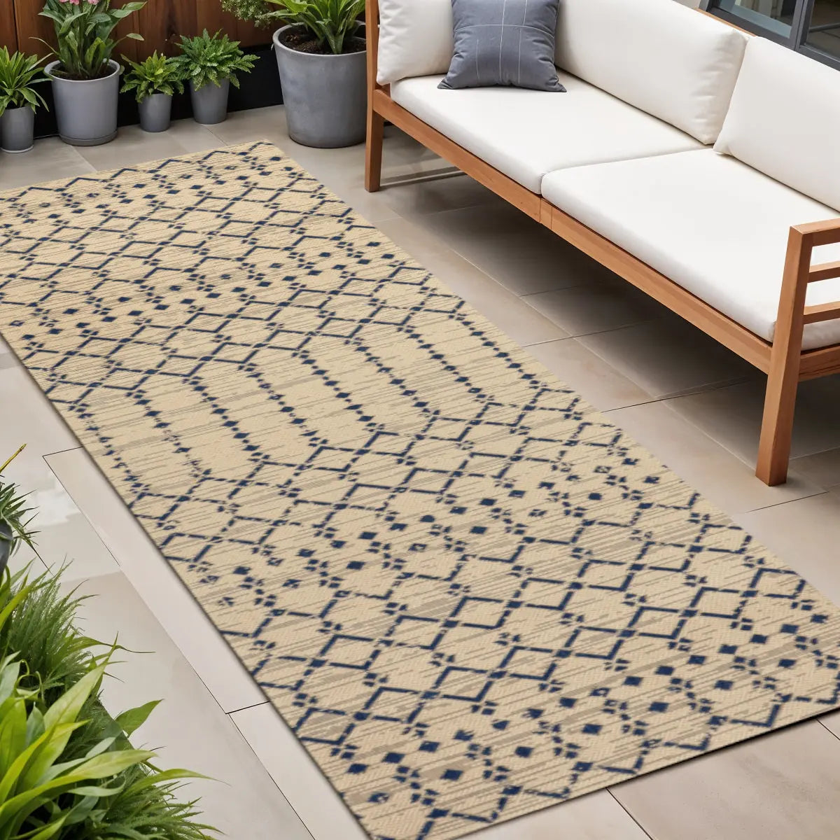 8' Beige And Navy Blue Trellis Indoor Outdoor Runner Rug Homeroots Outdoor