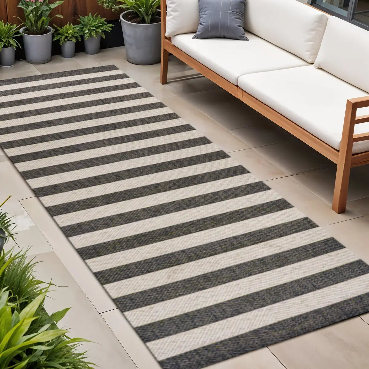 8' Black And Beige Striped Indoor Outdoor Runner Rug Homeroots Outdoor