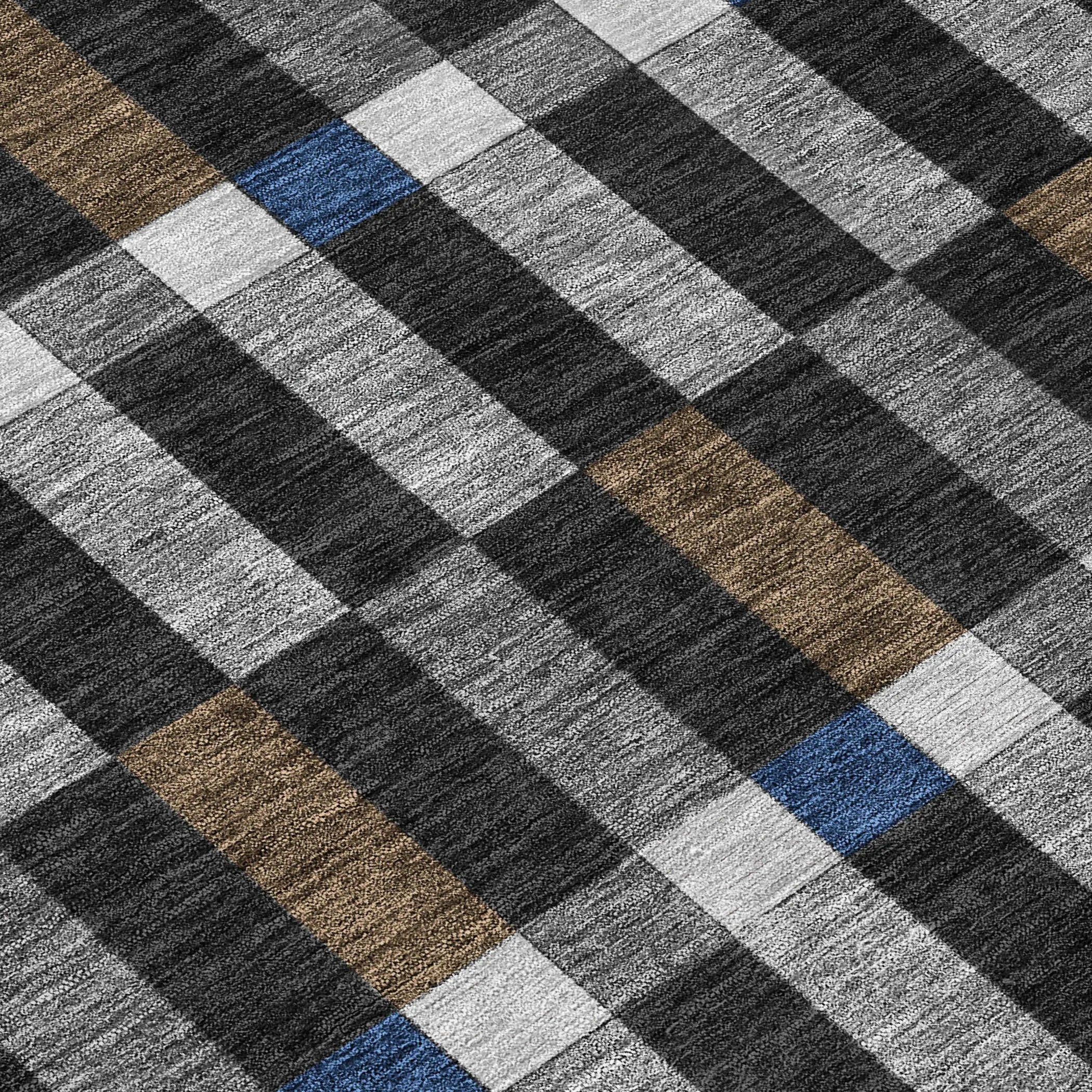 8' Black And Graphite Round Geometric Washable Indoor Outdoor Area Rug Homeroots Outdoor