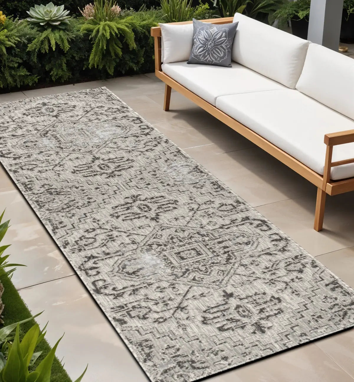 8' Black And Gray Medallion Indoor Outdoor Runner Rug Homeroots Outdoor