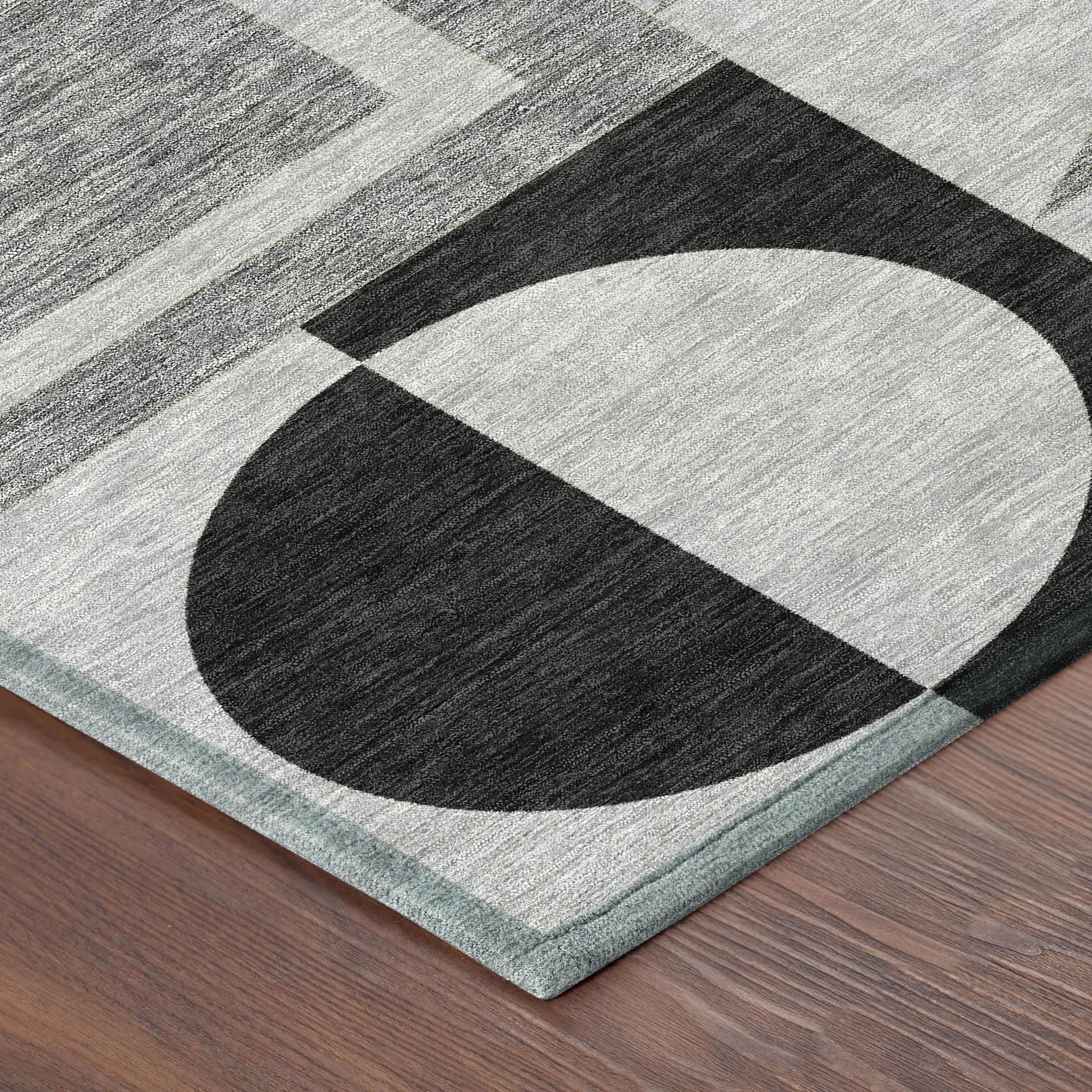 8' Black And Gray Round Geometric Washable Indoor Outdoor Area Rug Homeroots Outdoor