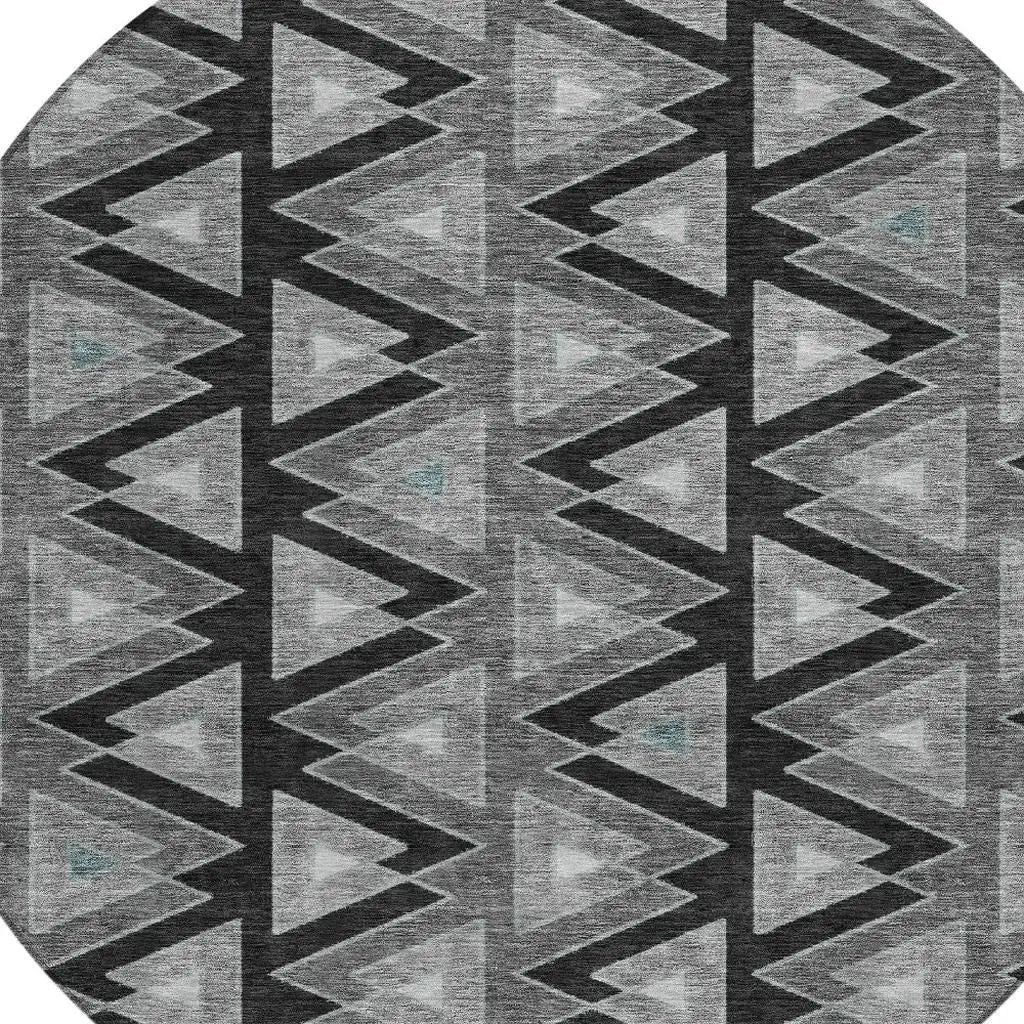 8' Black And Gray Round Geometric Washable Indoor Outdoor Area Rug Homeroots Outdoor