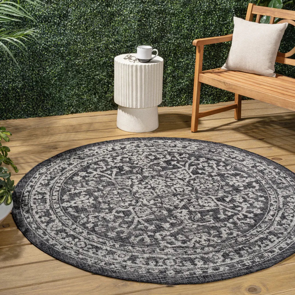 8' Black And Gray Round Medallion Indoor Outdoor Area Rug Homeroots Outdoor