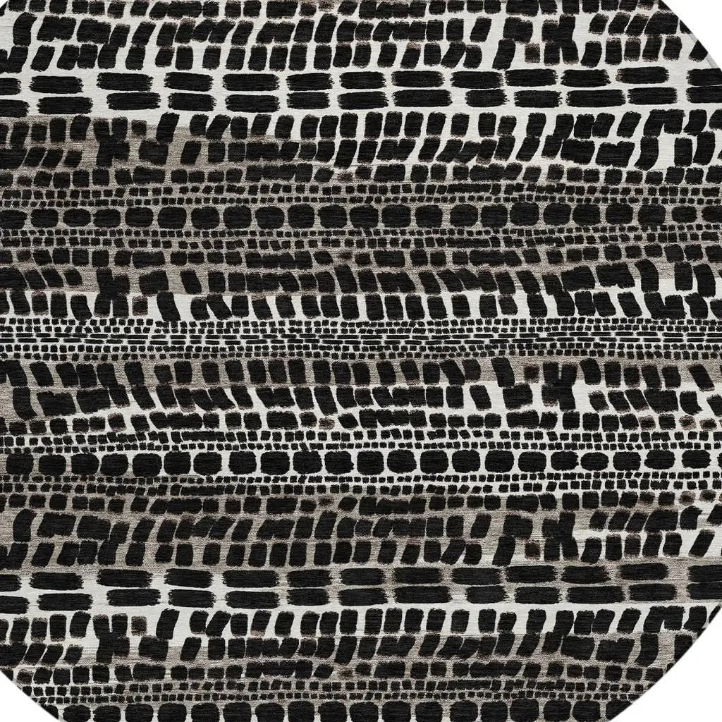 8' Black And Ivory Round Abstract Washable Indoor Outdoor Area Rug Homeroots Outdoor