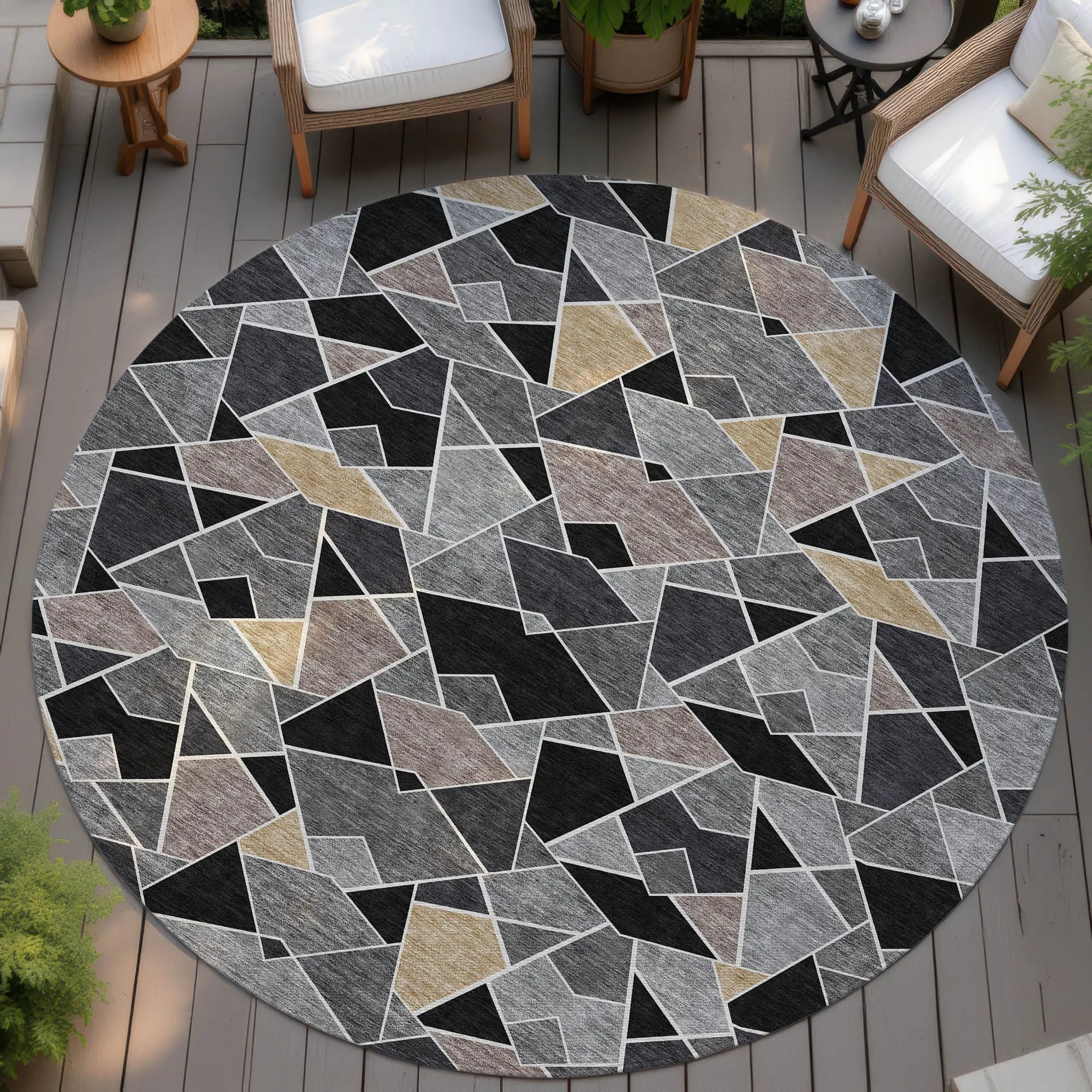 8' Black And Ivory Round Geometric Washable Indoor Outdoor Area Rug Homeroots Outdoor