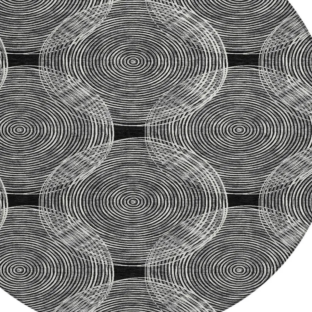 8' Black And Ivory Round Geometric Washable Indoor Outdoor Area Rug Homeroots Outdoor