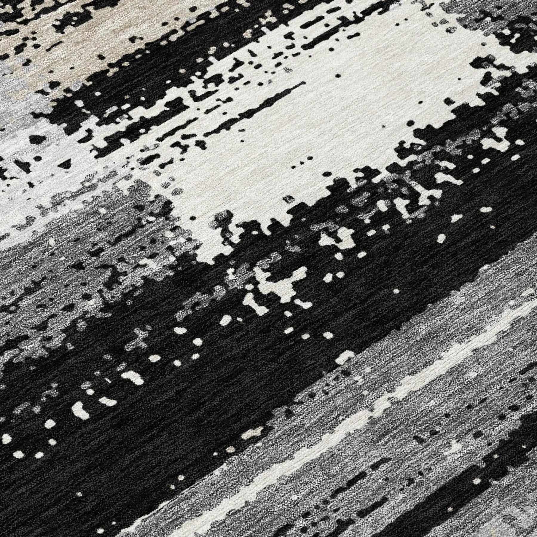 8' Black And Pewter Round Geometric Washable Indoor Outdoor Area Rug Homeroots Outdoor