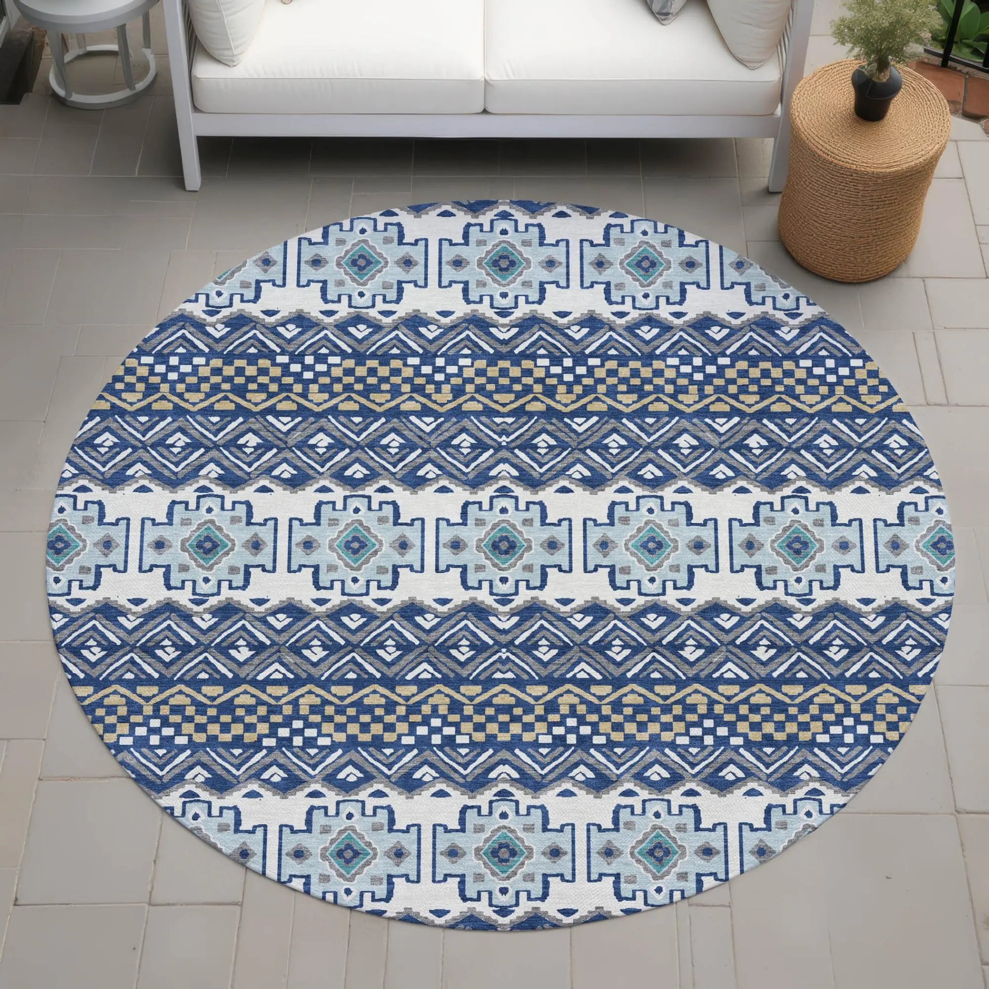 8' Blue And Gray Round Striped Washable Indoor Outdoor Area Rug Homeroots Outdoor
