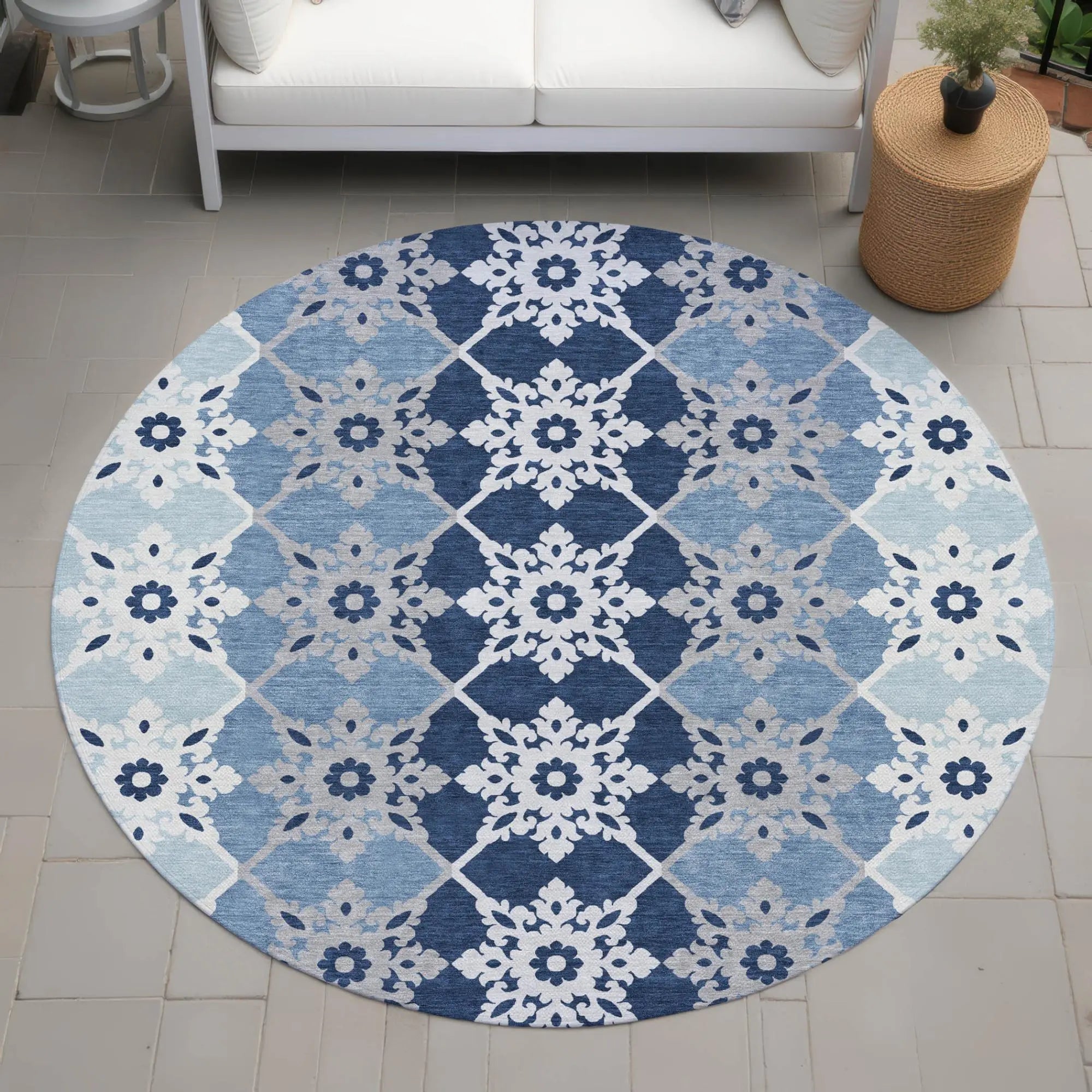 8' Blue And Pewter Round Floral Medallion Washable Indoor Outdoor Area Rug Homeroots Outdoor