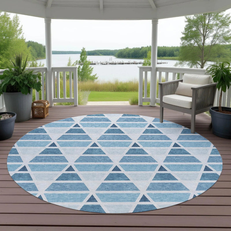 8' Blue And Silver Round Geometric Washable Indoor Outdoor Area Rug Homeroots Outdoor