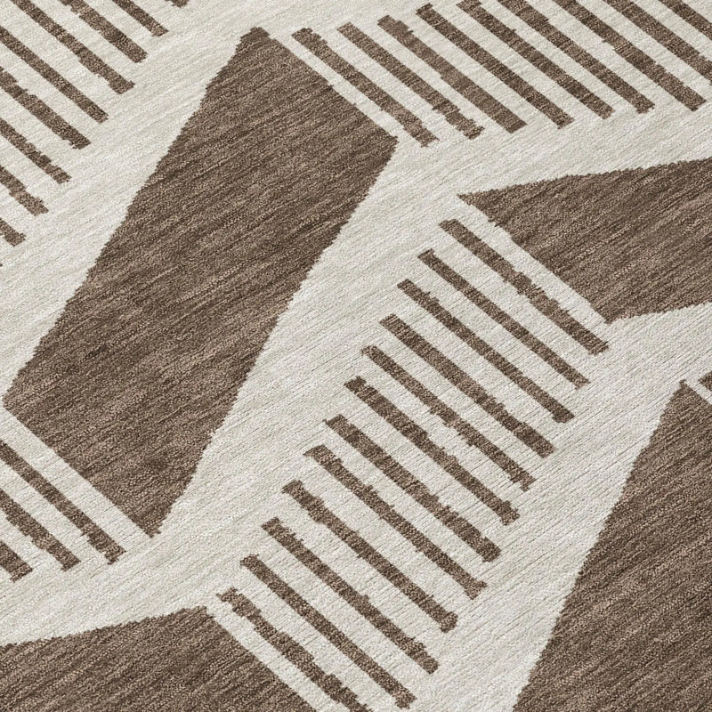 8' Coffee And Brown Round Geometric Washable Indoor Outdoor Area Rug Homeroots Outdoor