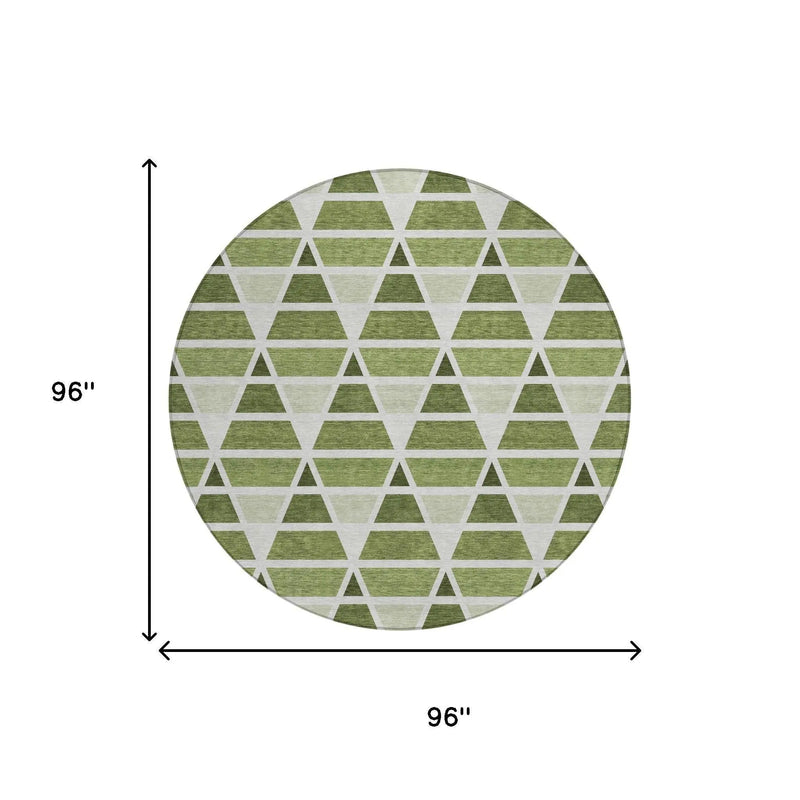 8' Fern Green And Green Round Geometric Washable Indoor Outdoor Area Rug Homeroots Outdoor