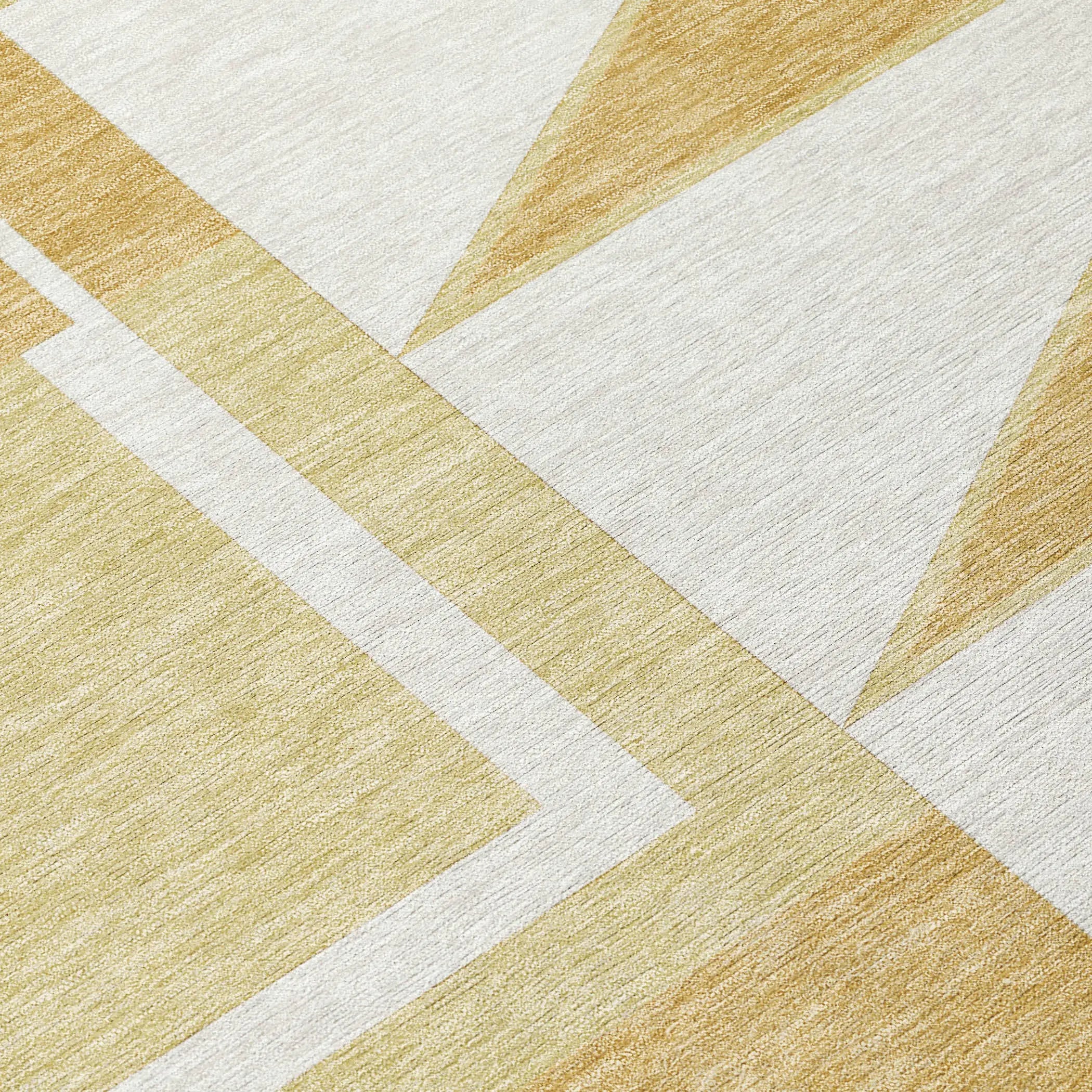 8' Gold And Wheat Round Geometric Washable Indoor Outdoor Area Rug Homeroots Outdoor