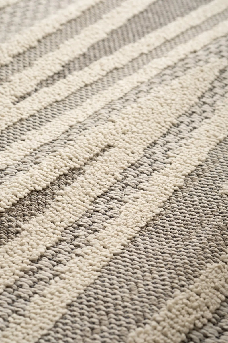8' Gray And Beige Abstract Area Rug Homeroots Home Decor